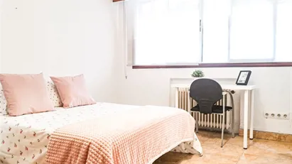 Room for rent in Madrid Moncloa-Aravaca, Madrid