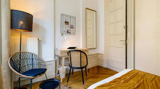 Rooms in Lyon - photo 2