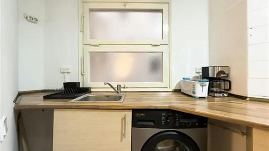 Rooms in Barcelona Eixample - photo 7