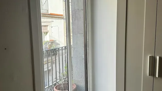 Rooms in Barcelona Ciutat Vella - photo 3