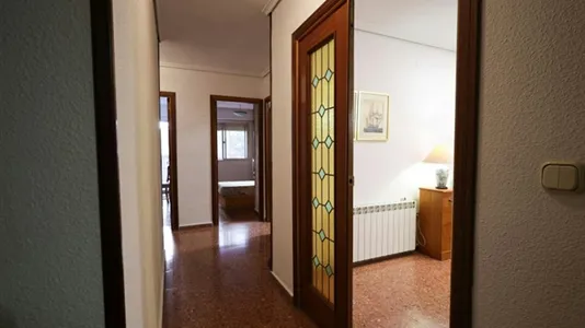 Rooms in el Camí de Vera - photo 10