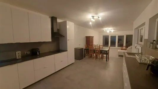 Rooms in Charleroi - photo 6