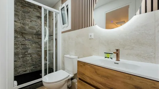 Apartments in Barcelona Ciutat Vella - photo 5