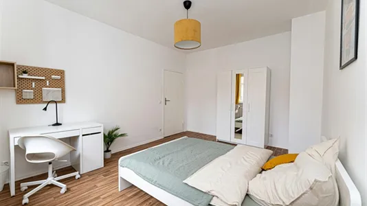 Rooms in Berlin Charlottenburg-Wilmersdorf - photo 2