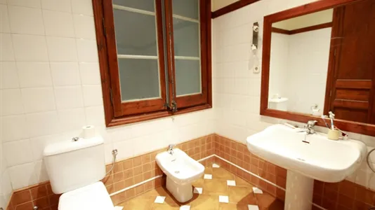 Rooms in Barcelona Gràcia - photo 9