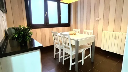 Rooms in Bilbao - photo 10