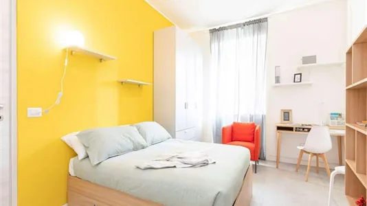Rooms in Milano Zona 8 - Fiera, Gallaratese, Quarto Oggiaro - photo 7