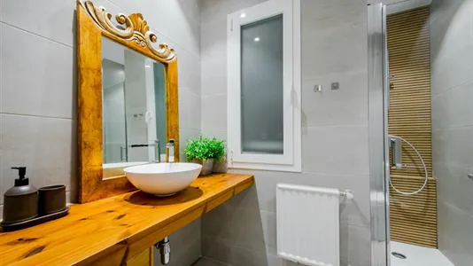 Rooms in Madrid Chamberí - photo 10