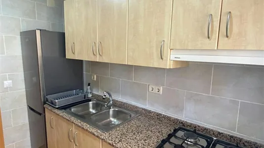 Rooms in Castellbisbal - photo 8