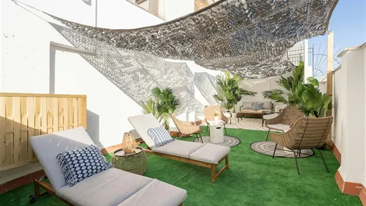 Rooms in Barcelona Ciutat Vella - photo 7