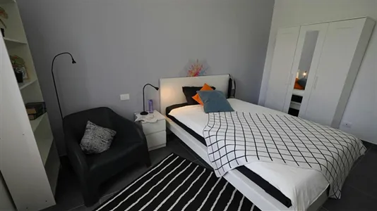 Rooms in Turin - photo 5