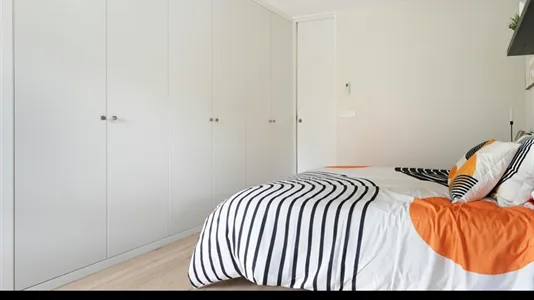 Rooms in Madrid Chamberí - photo 3
