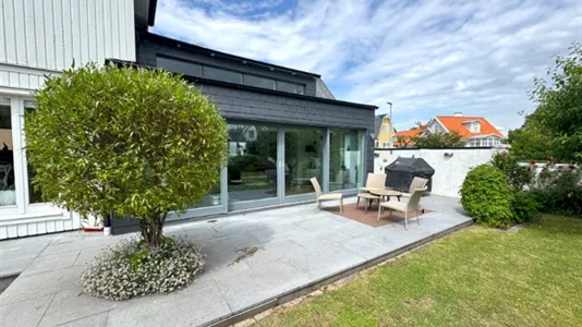 Houses in Ängelholm - photo 2