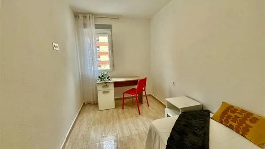 Rooms in Murcia - photo 2