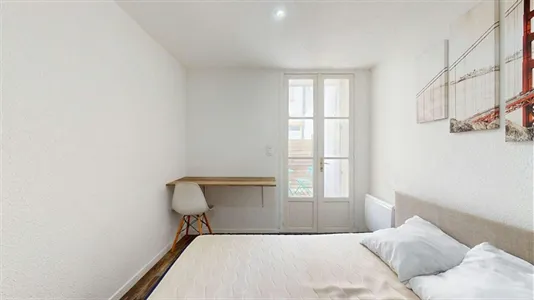 Rooms in Nîmes - photo 3