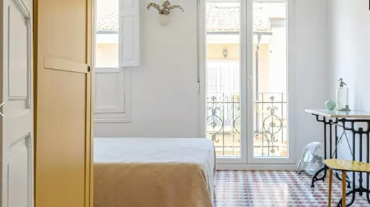 Apartments in Valencia L'Eixample - photo 6