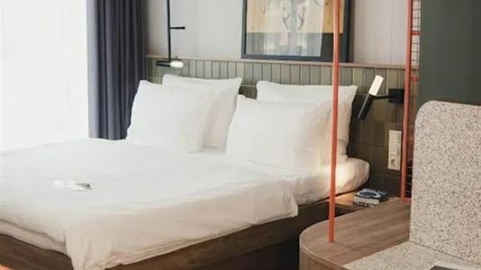 Apartments in Berlin Mitte - photo 3