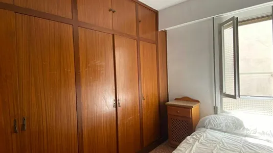 Rooms in la Fontsanta - photo 6