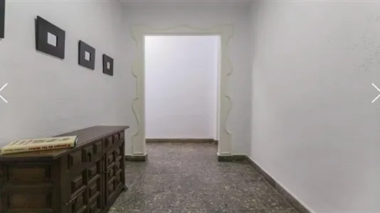 Rooms in Valencia L'Eixample - photo 10