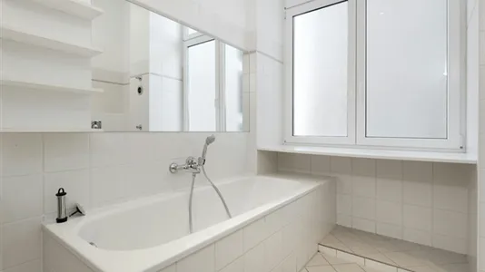 Rooms in Berlin Charlottenburg-Wilmersdorf - photo 9