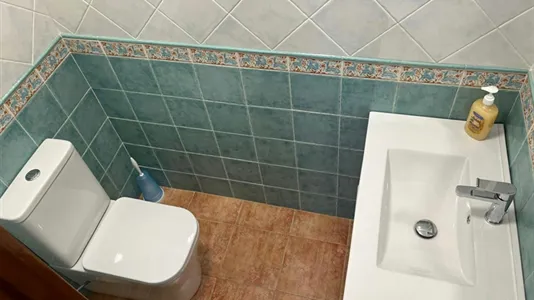 Rooms in Huelva - photo 7