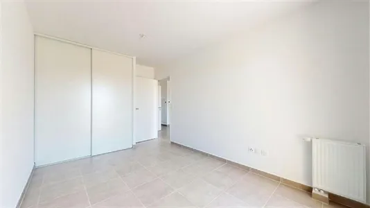 Apartments in Carpentras - photo 3