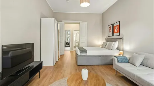 Apartments in Berlin Friedrichshain-Kreuzberg - photo 4