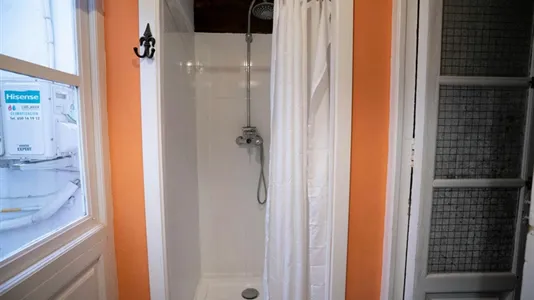 Rooms in Valencia Ciutat Vella - photo 9