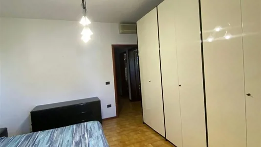 Rooms in Florence - photo 3