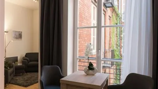 Apartments in Location is not specified - photo 6