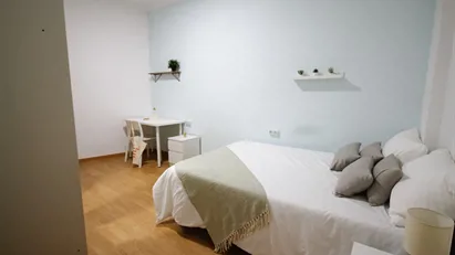 Room for rent in Barcelona Sant Andreu, Barcelona