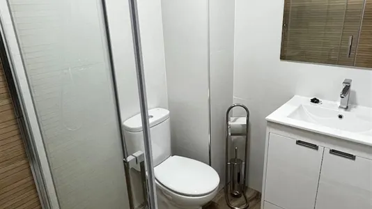 Rooms in Córdoba - photo 8
