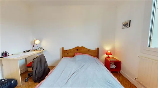 Rooms in Chambéry - photo 3