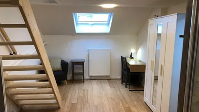 Room for rent in Brussels Schaarbeek, Brussels