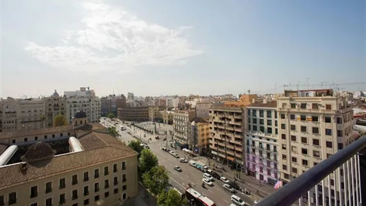 Rooms in Valencia Ciutat Vella - photo 8