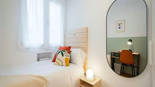 Rooms in Madrid Chamberí - photo 5