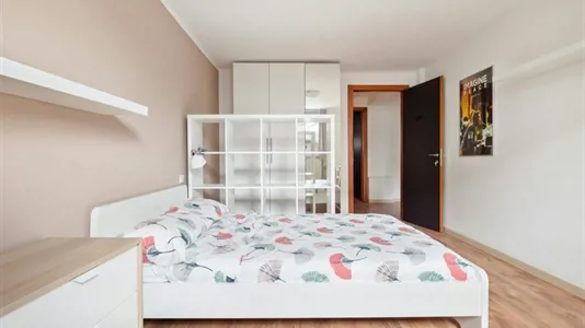 Rooms in Milano Zona 2 - Stazione Centrale, Gorla, Turro, Greco, Crescenzago - photo 1