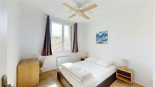 Rooms in Toulon - photo 1