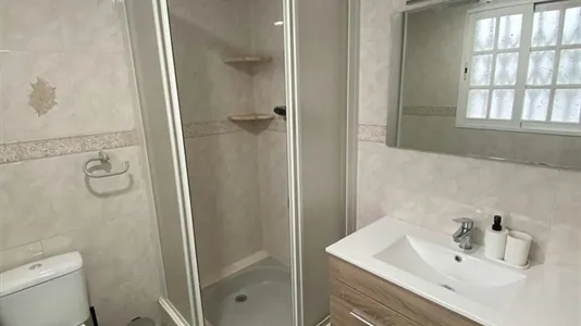 Rooms in Burjassot - photo 8