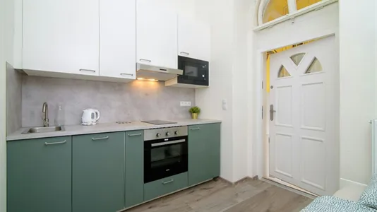 Apartments in Location is not specified - photo 6