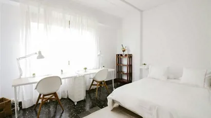 Room for rent in Valencia Extramurs, Valencia (region)