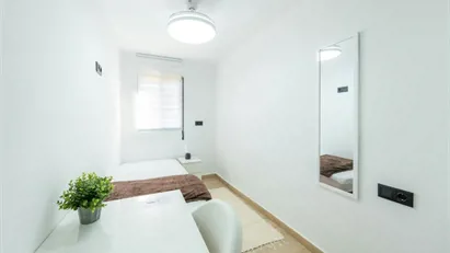 Room for rent in Adaro, Comunidad de Madrid