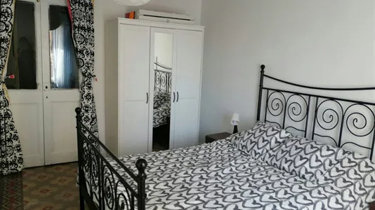 Rooms in Barcelona Ciutat Vella - photo 2