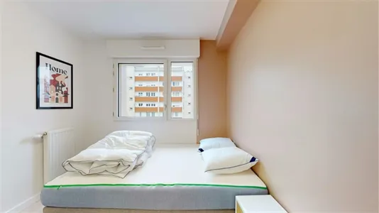 Rooms in Nanterre - photo 1