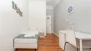 Room for rent, Lisbon (region), &lt;span class=&quot;blurred street&quot; onclick=&quot;ProcessAdRequest(8850916)&quot;&gt;&lt;span class=&quot;hint&quot;&gt;See streetname&lt;/span&gt;[xxxxxxxxxxxxx]&lt;/span&gt;