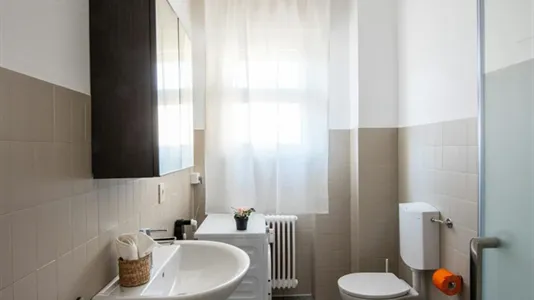 Rooms in Udine - photo 3