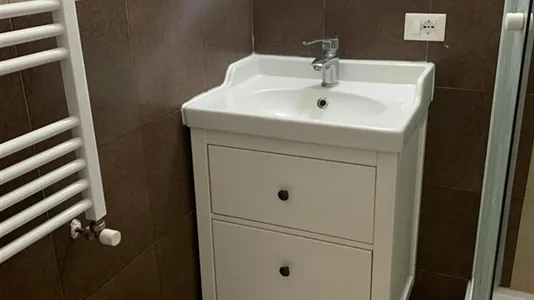 Rooms in Roma Municipio II – Parioli/Nomentano - photo 5