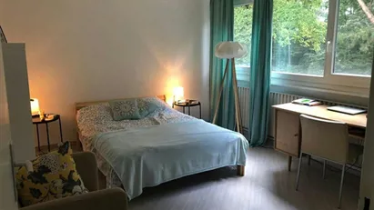 Room for rent in Gex, Auvergne-Rhône-Alpes