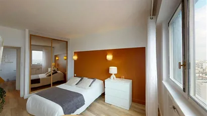 Room for rent in Nanterre, Île-de-France