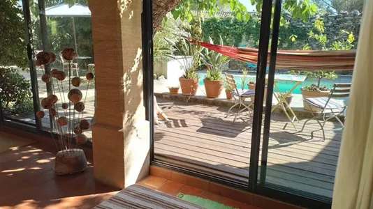 Houses in Nîmes - photo 10